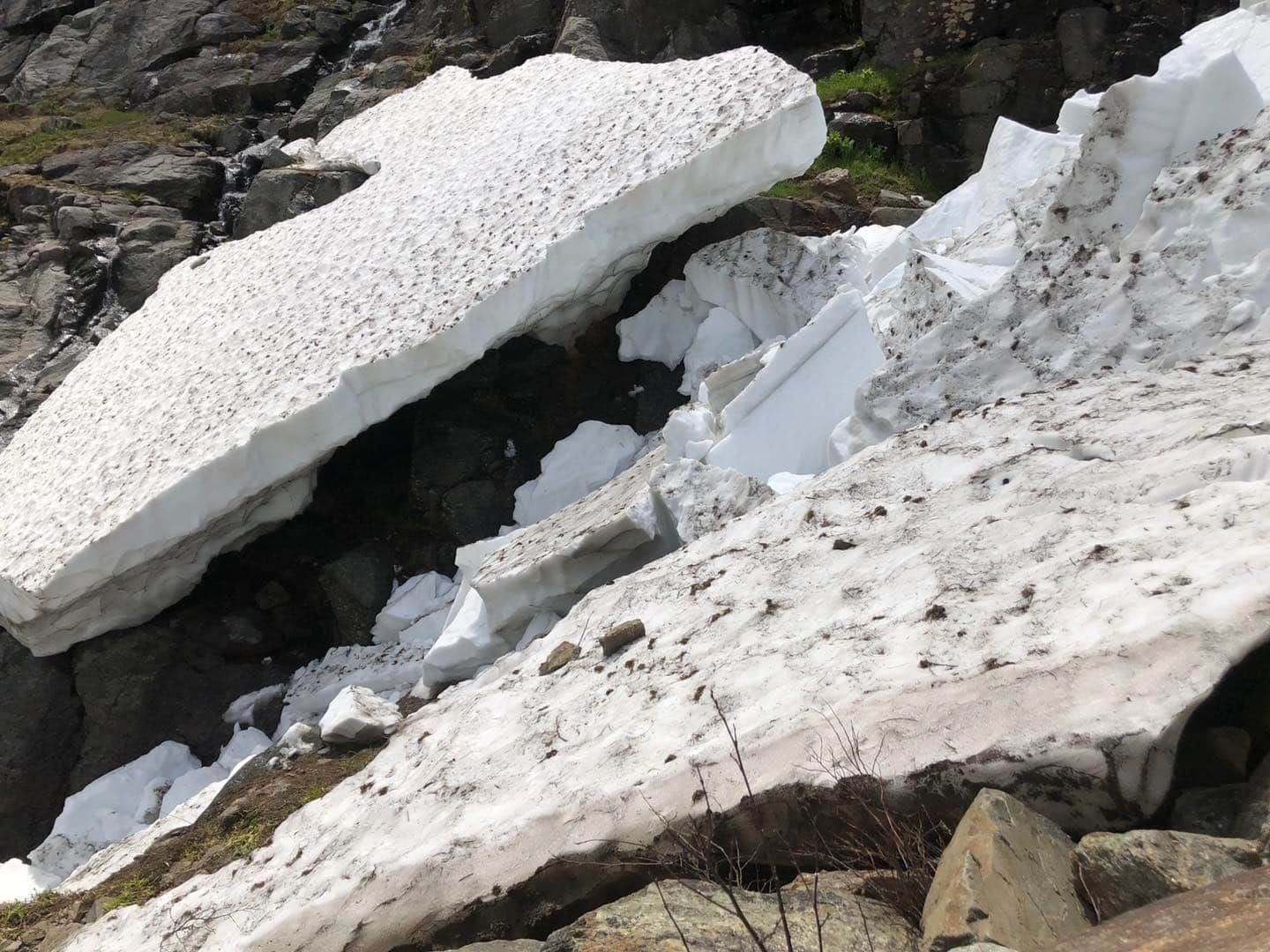 tuckerman ravine, snow arch, 