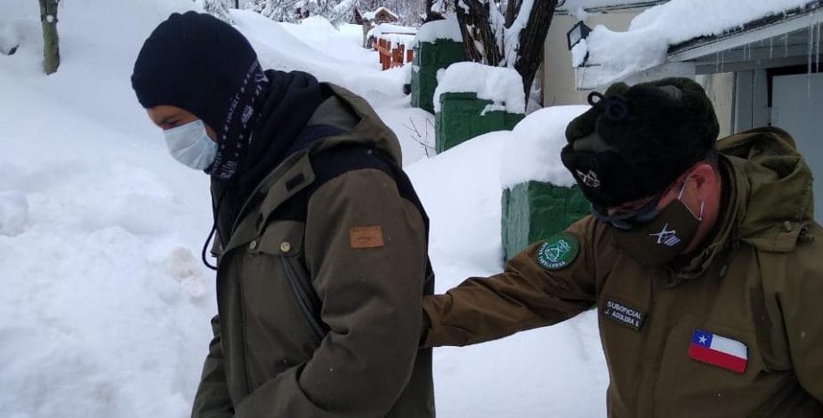 Chilean police, snowboarders, arrested, quarantine, Chile