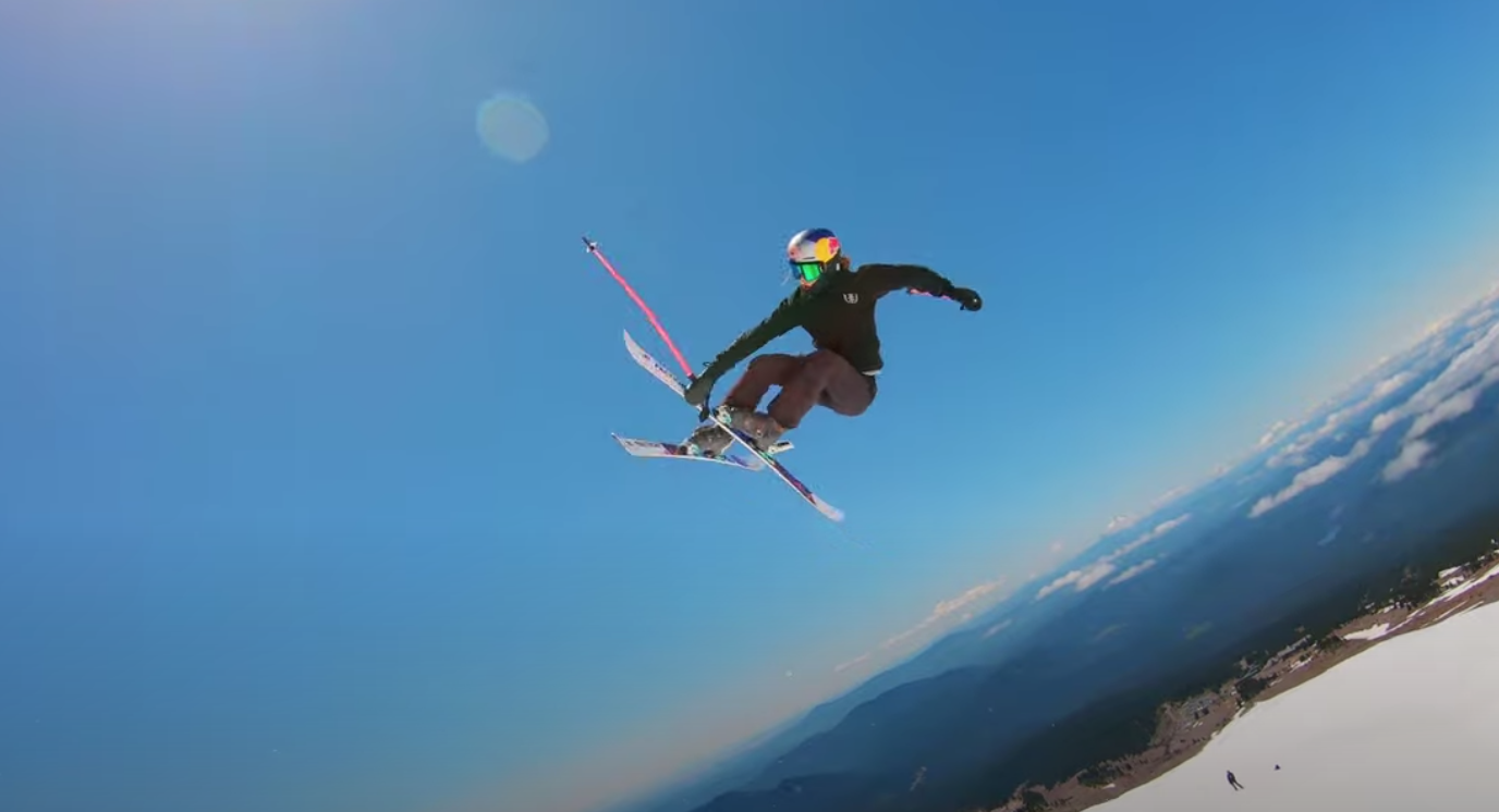 VIDEO: Mount Hood, OR Summer Skiing Slush Laps With Pro ...