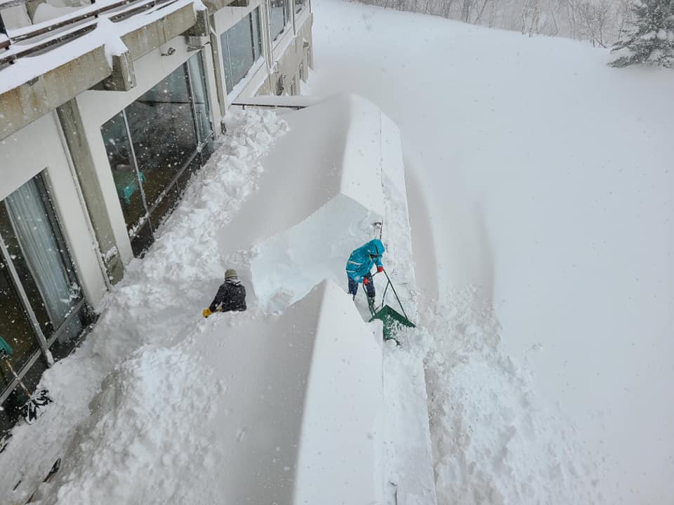 Photo Tour: Japan Gets 10 Feet of Snow in 7 Days - SnowBrains