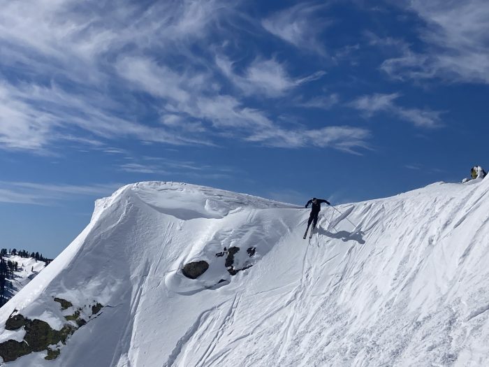 Squaw Valley Alpine Meadows hosts throwback après party