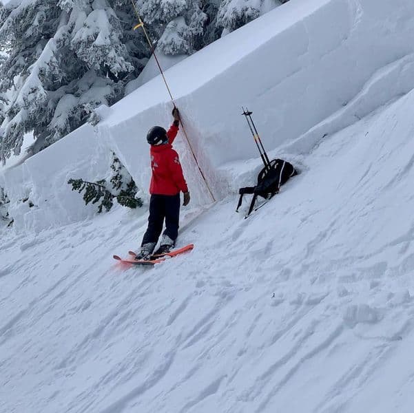 crystal mountain, washington, avalanche