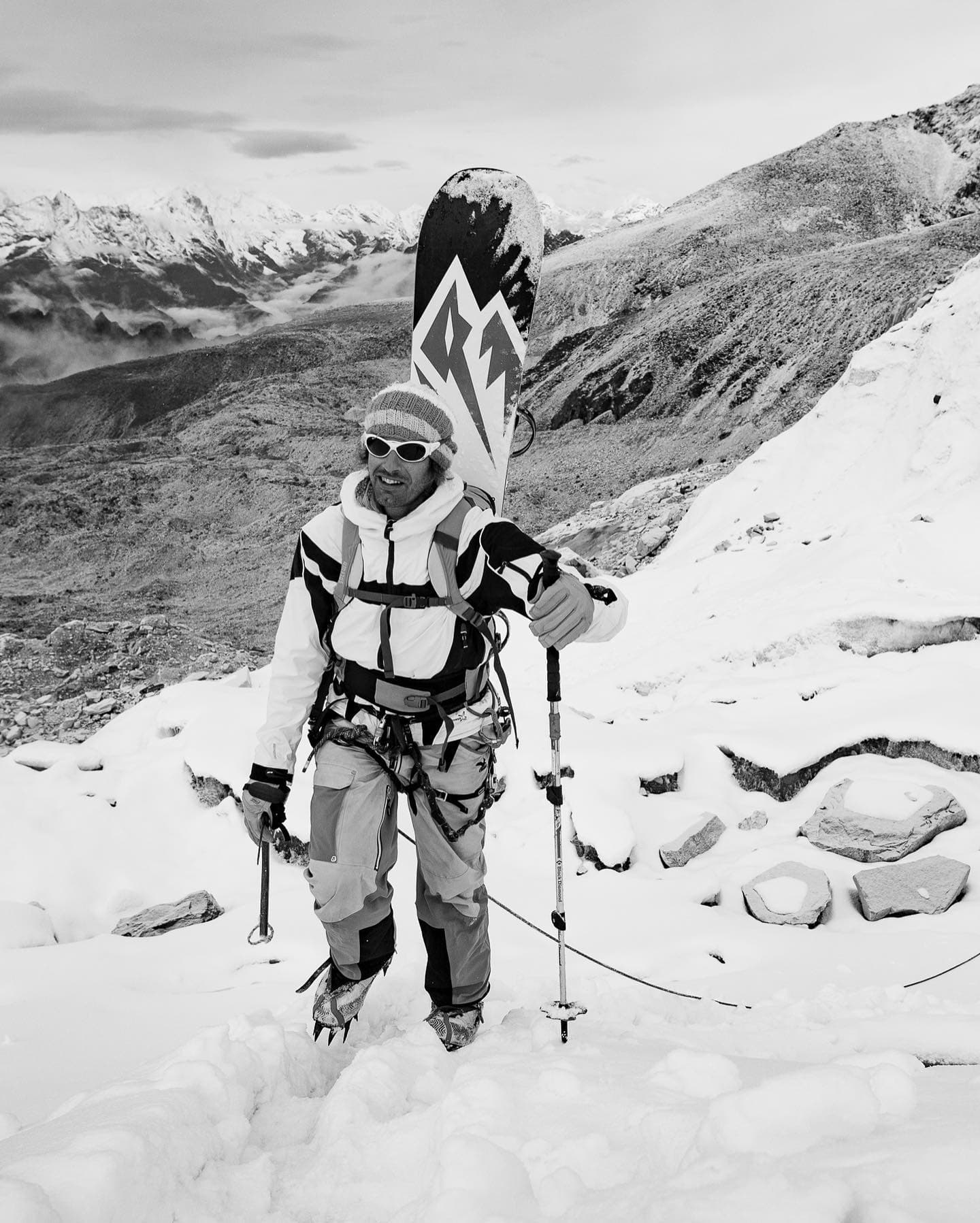 avalanche, killed, Luca Pandolfi, jones snowboards