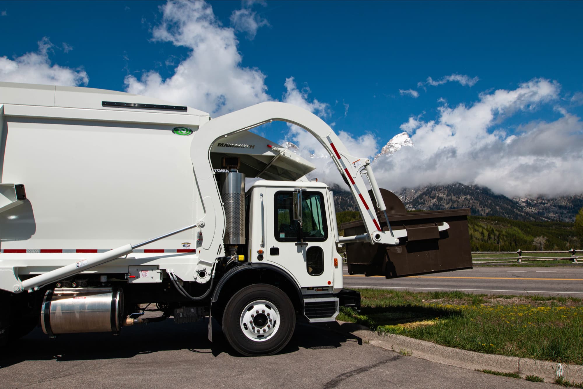 refuse truck, Grand Teton national park, Wyoming, 