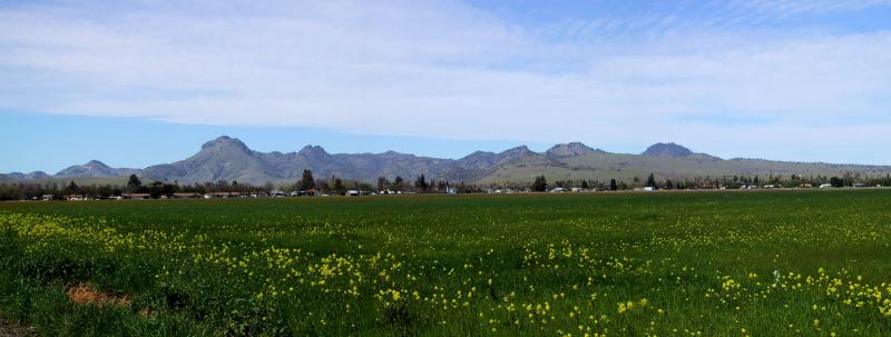 Sutter Buttes, california, 