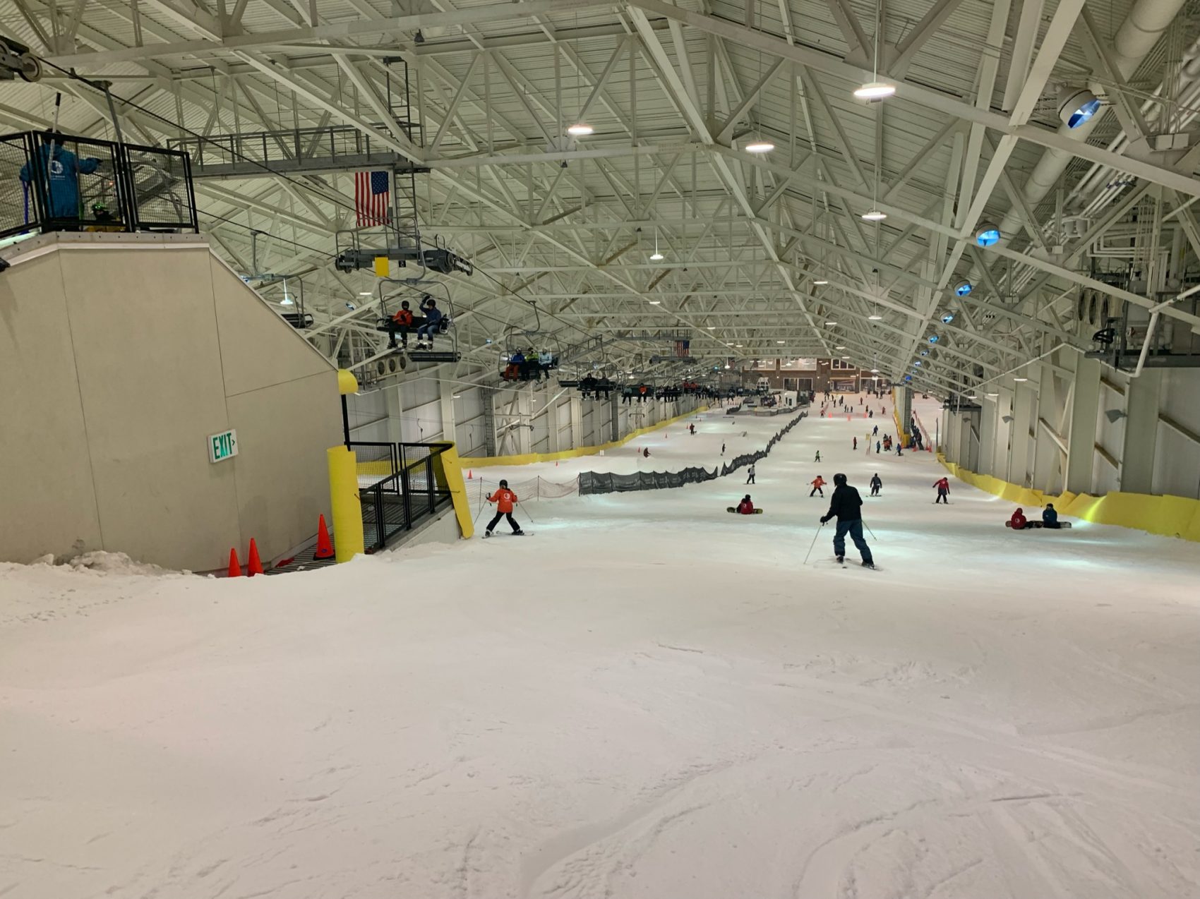 American Dream Mall Reopens Its Indoor Ski Slope