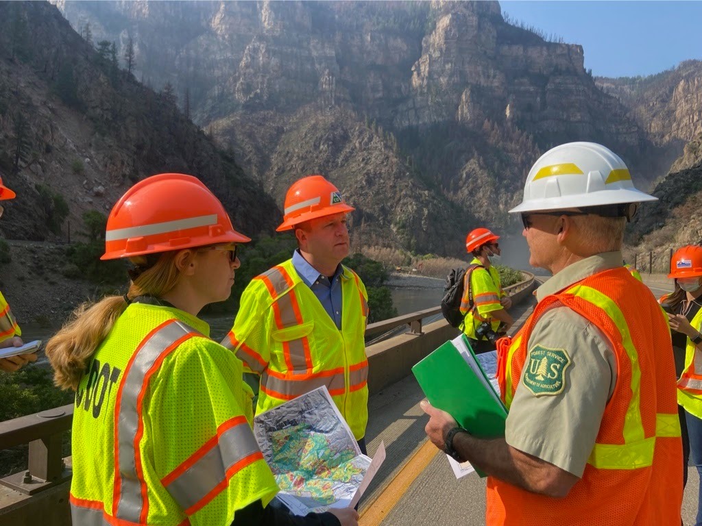 Colorado, I-70 debris,