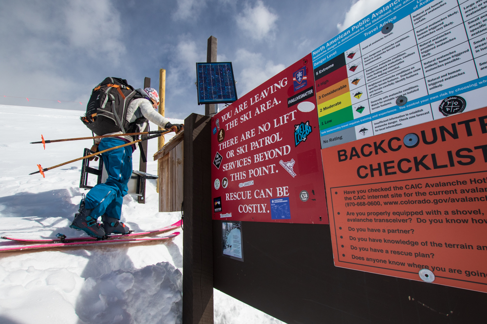 avalanche warning signs, backcountry terrain