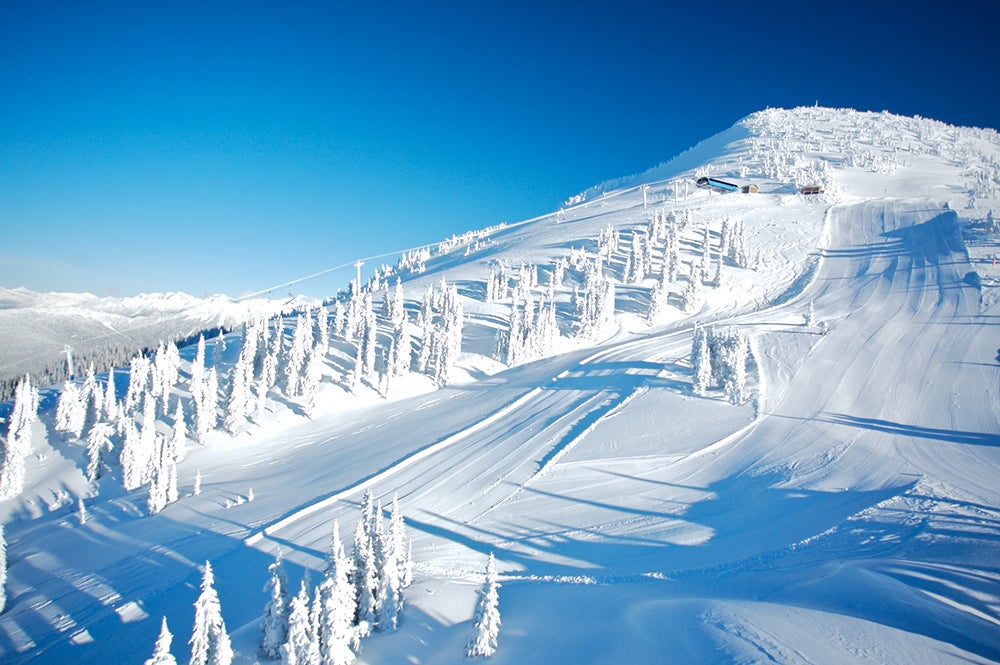 revelstoke, ski resort, british columbia, snowfall