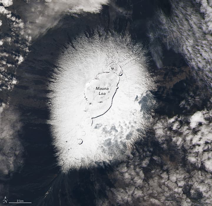 NASA: Rare Blizzard Brings Snow to Hawaii’s Tallest Volcanoes