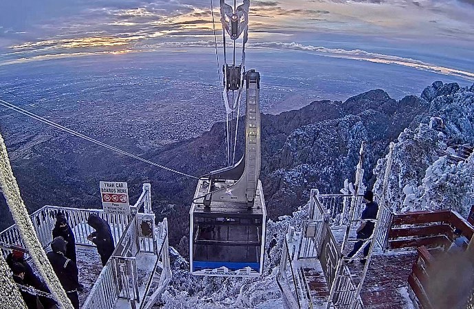 21 Rescued From Sandia Peak Tramway – Lift Blog