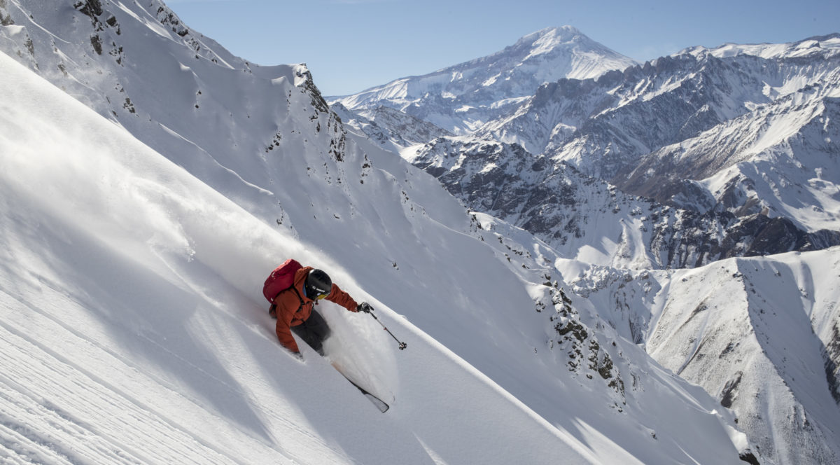 the Andes is one the longest mountain ranges in the Americas