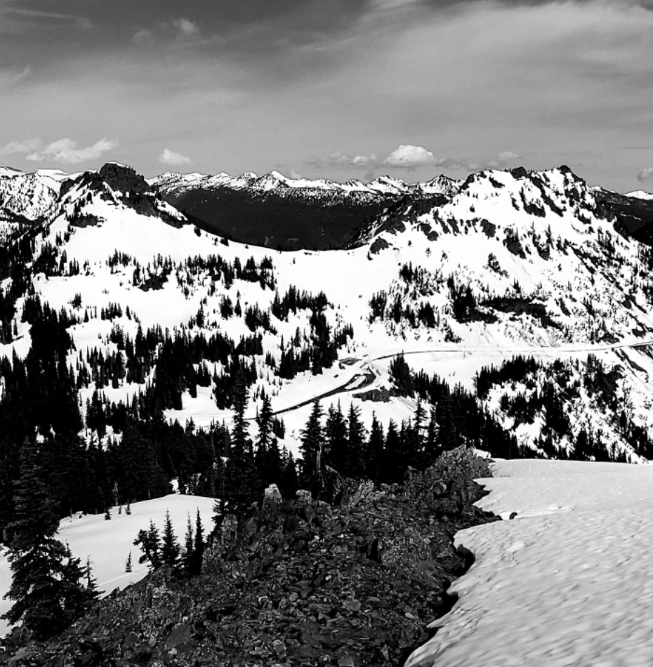 Chinook Pass in Mount Rainier National Park, WA, Will Open for the 2022