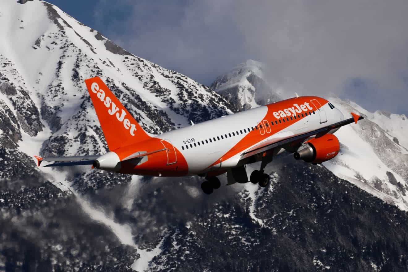 easyjet, snow