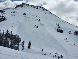 Natural avalanche slide on Crowne Butte
