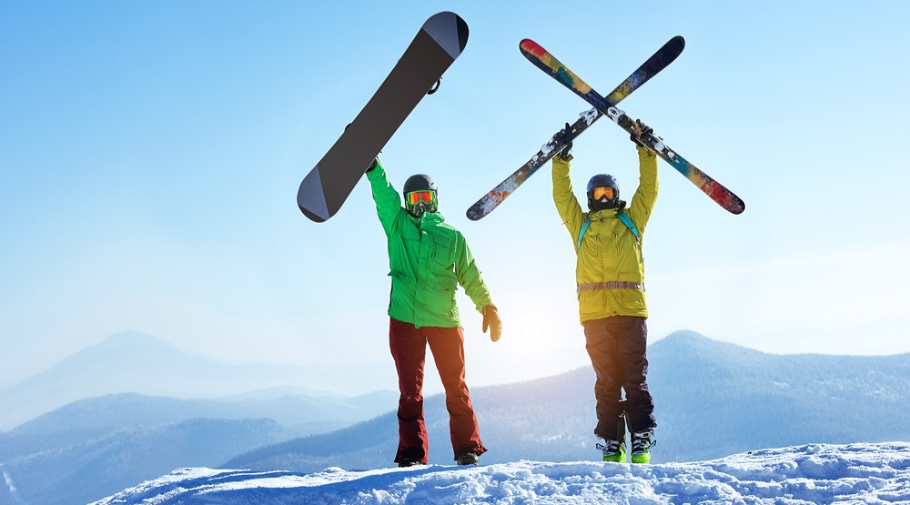 acuut Bedachtzaam vervaldatum Skiing vs. Snowboarding Experience Comparison: Which One Wins? - SnowBrains