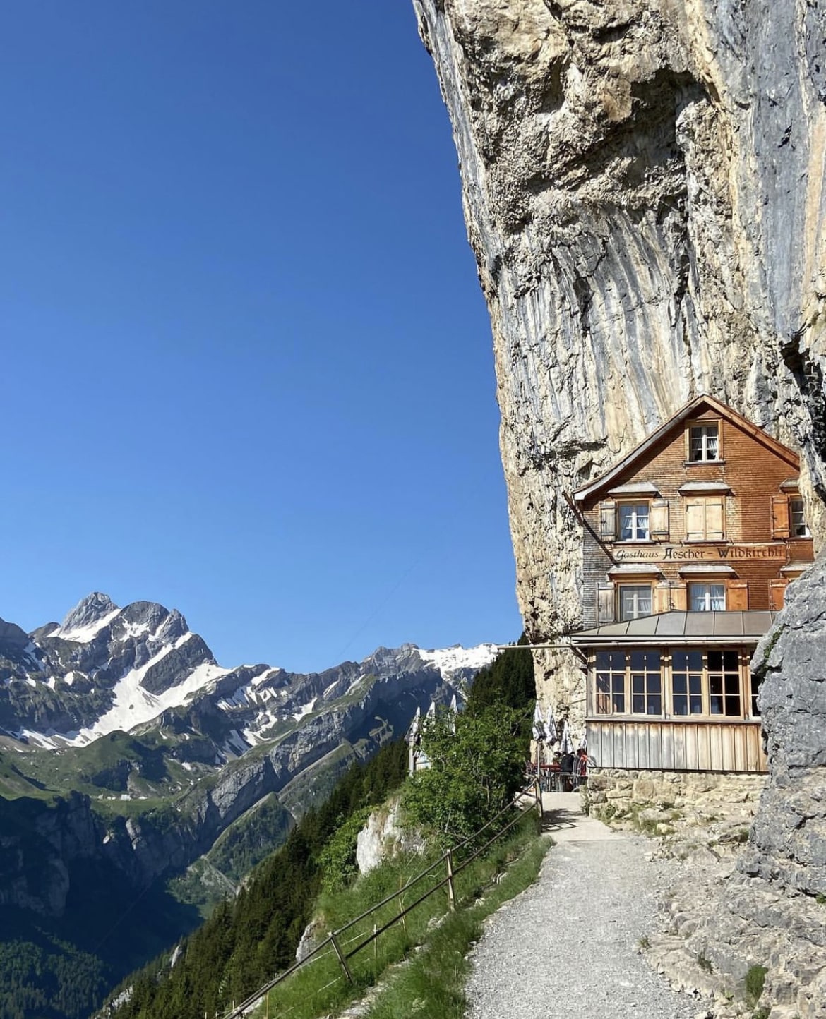 Aescher hut