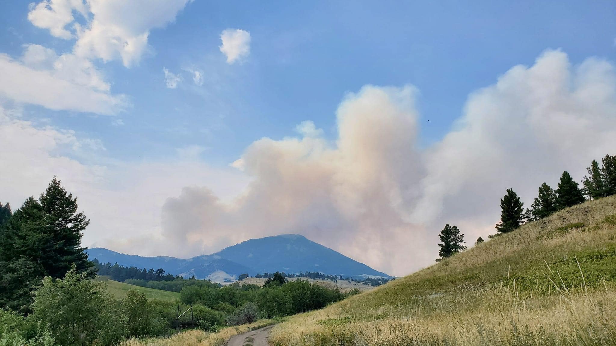 Montana ski area under threat from wildfire