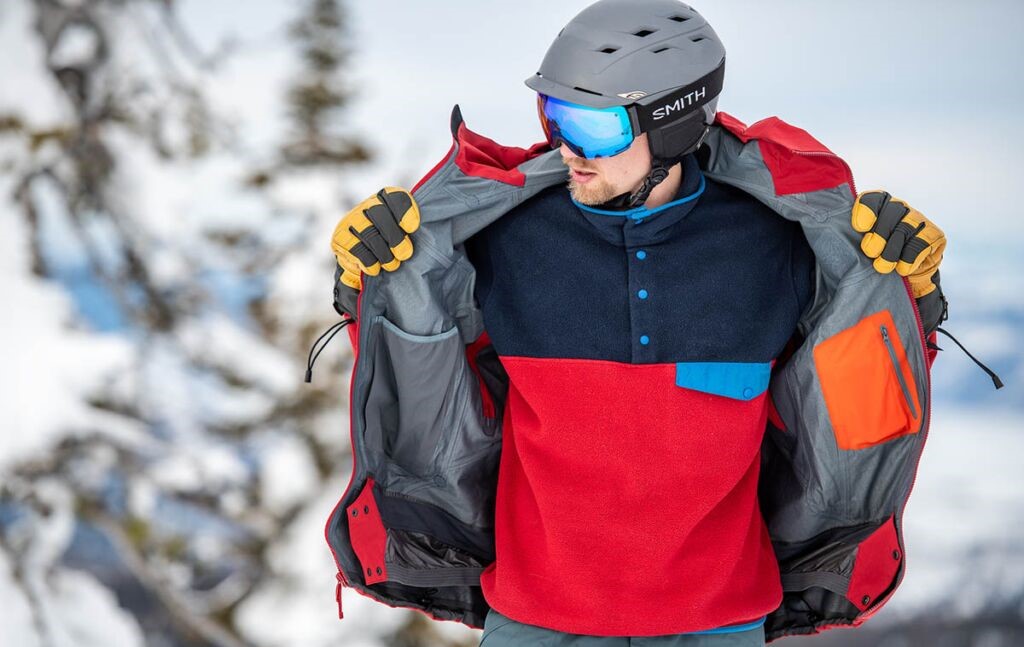 How to Keep Your Hands and Feet Warm While Skiing and Snowboarding ...