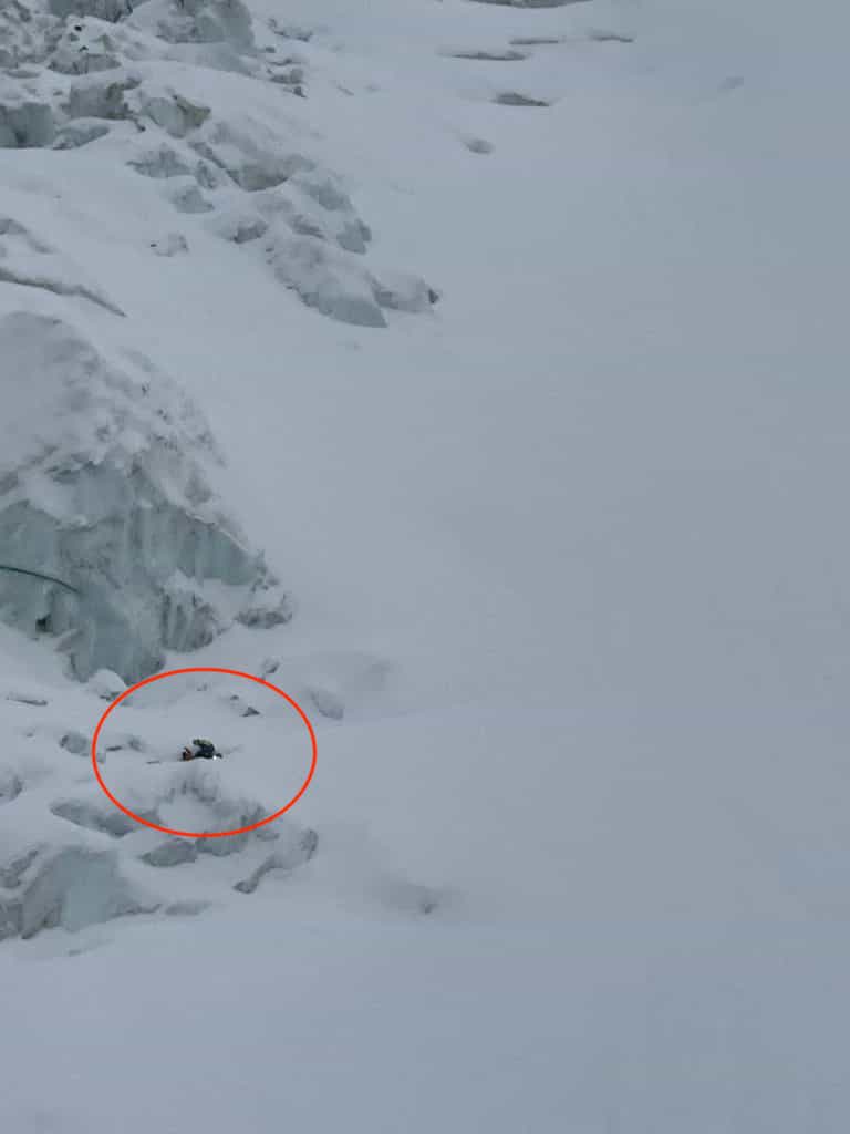 Un uomo in tuta senza attrezzatura da alpinismo ha salvato ‘5 minuti di morte’ sul Monte Bianco, Italia – SnowBrains