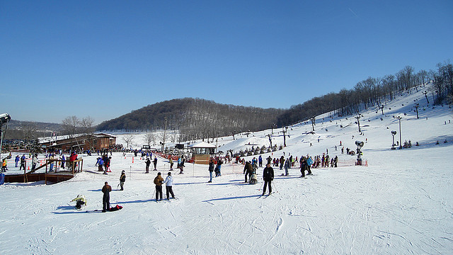 Kansas City's only ski resort, Snow Creek, opens for 35th season