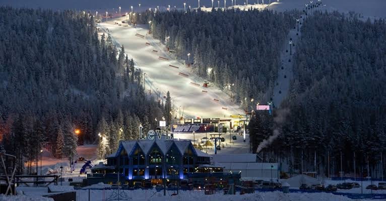 Naisten FIS-alppien maailmancupin kauden avaus Levillä, Suomessa, etenee Snowfarmingin ansiosta