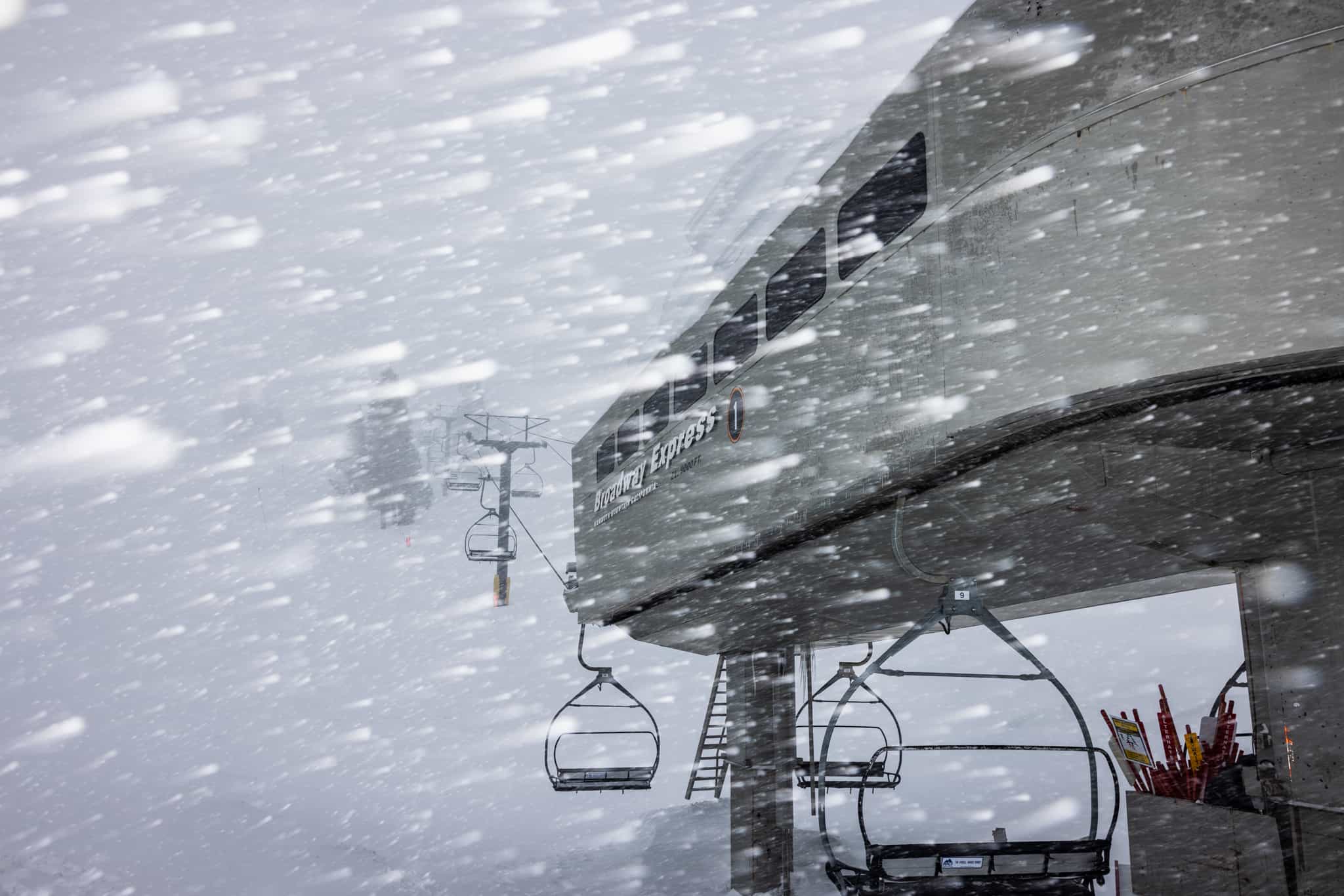 Mammoth Mouhtain, California, snowfall,