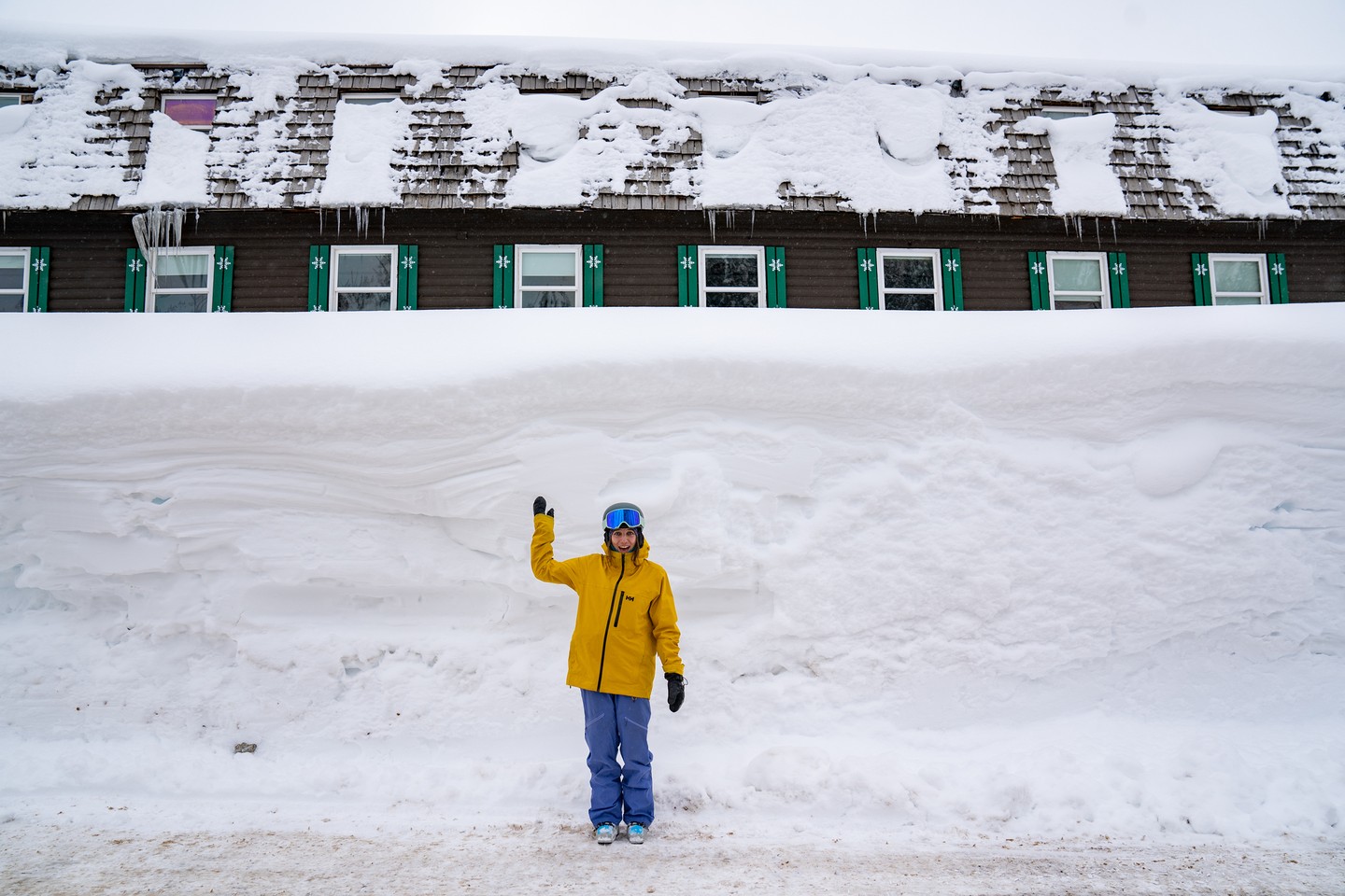 stack of snow at alta