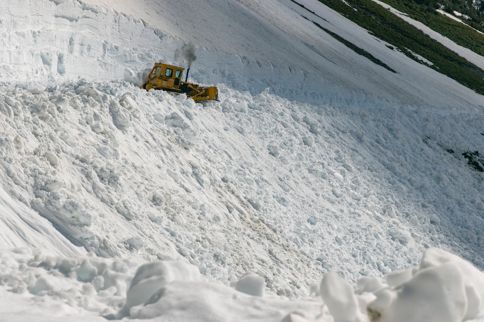 Crews clearing the Big Drift on Going-to-the-Sun Road