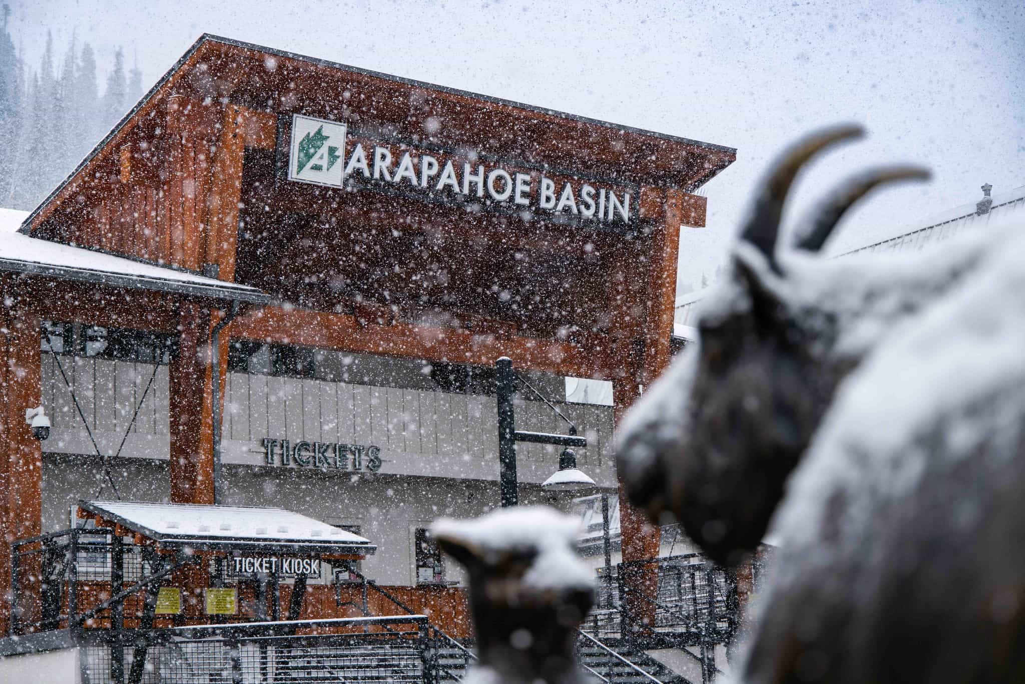 arapahoe basin, colorado, summer snow