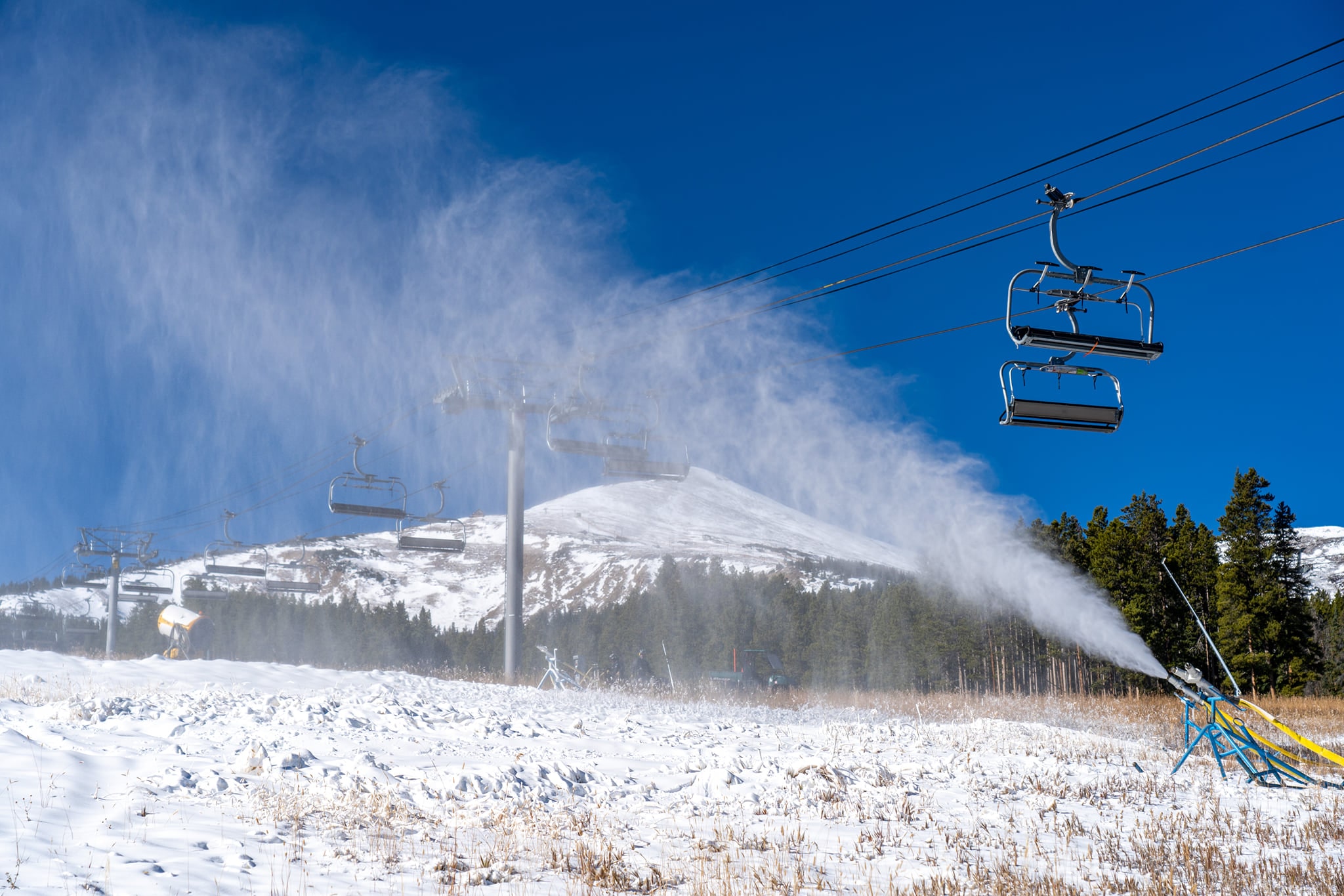 Artificial snowmaking: Sustainability must become a priority •