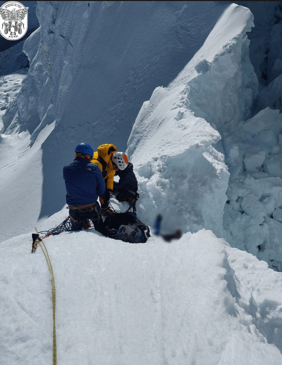 Collapsed Ice Bridge