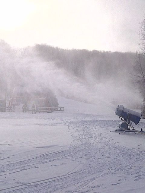 Snow making at Devil's Elbow