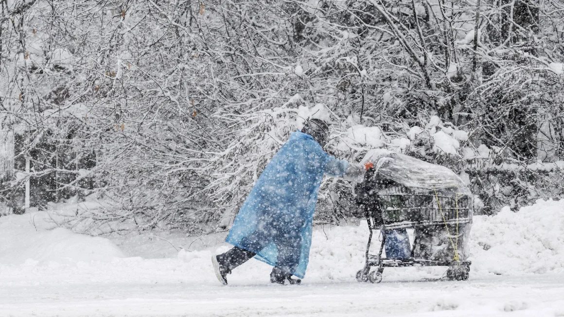 Anchorage, AK, Receives Record-Breaking Snowfall - SnowBrains