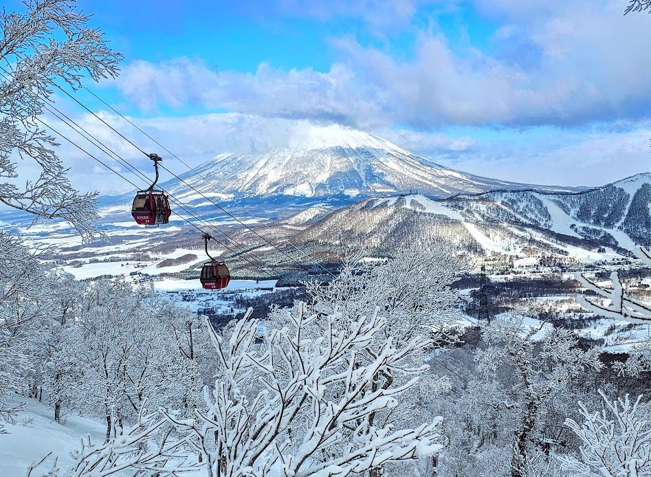 gondola in japan