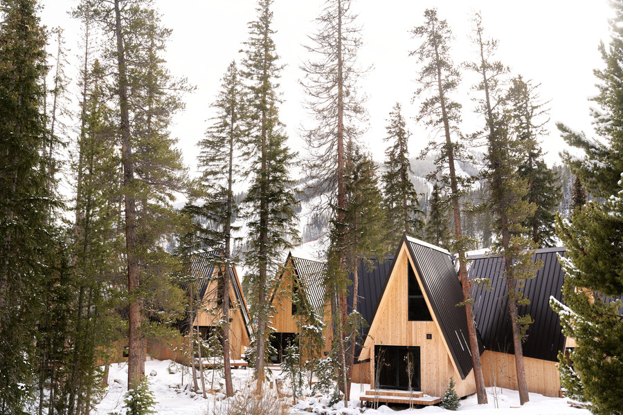 The A-Frame Club at Winter Park Resort, CO: A modern hotel look in the style of Skylab architecture