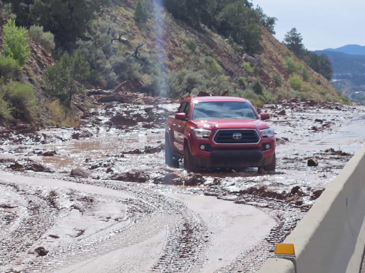 11 vehicles stuck in landslides on Highway 82 near Glenwood Springs, CO