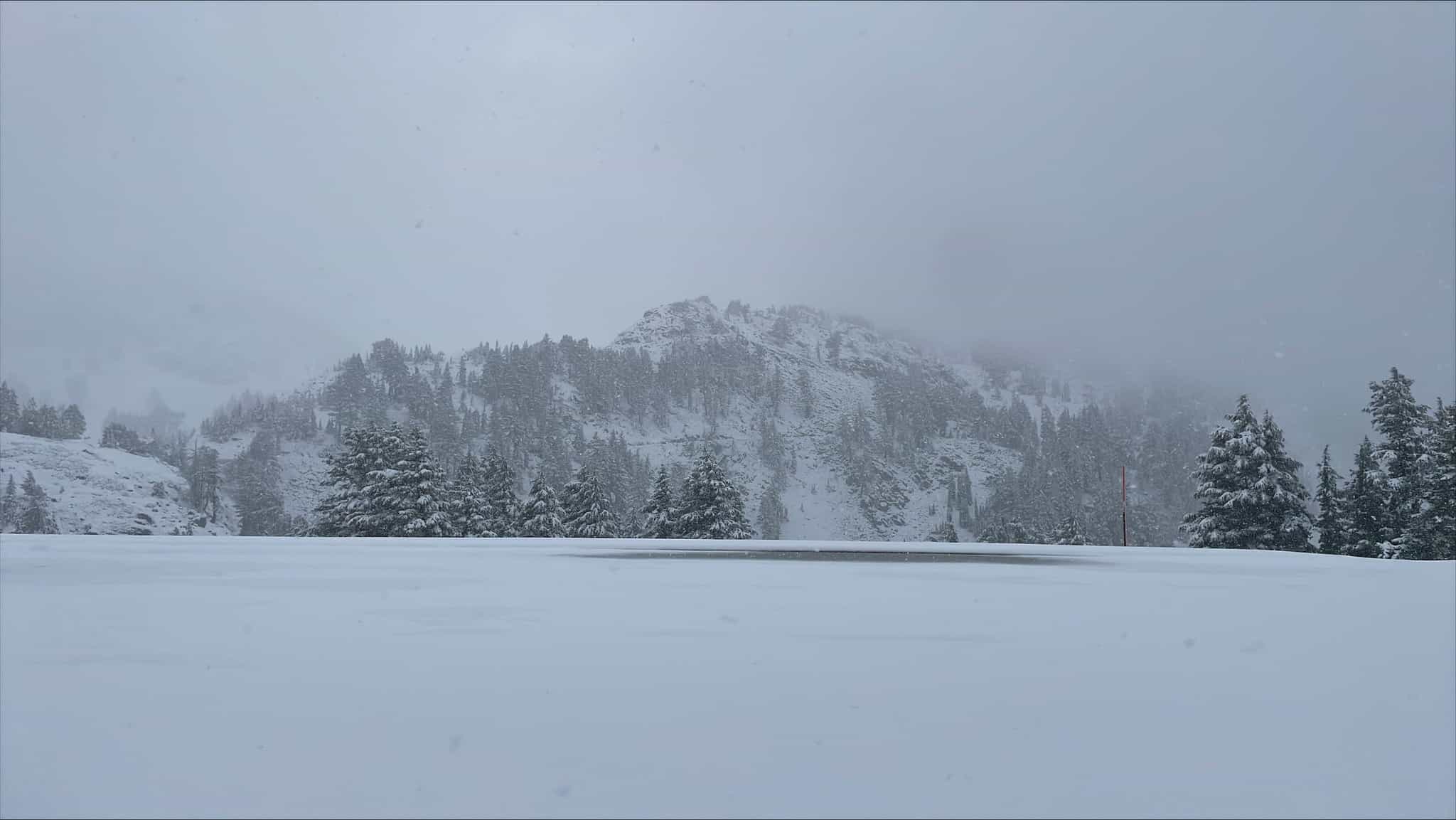 SR 89 Lassen Volcanic National Park Highway, CA, closed due to 4 inches of snow