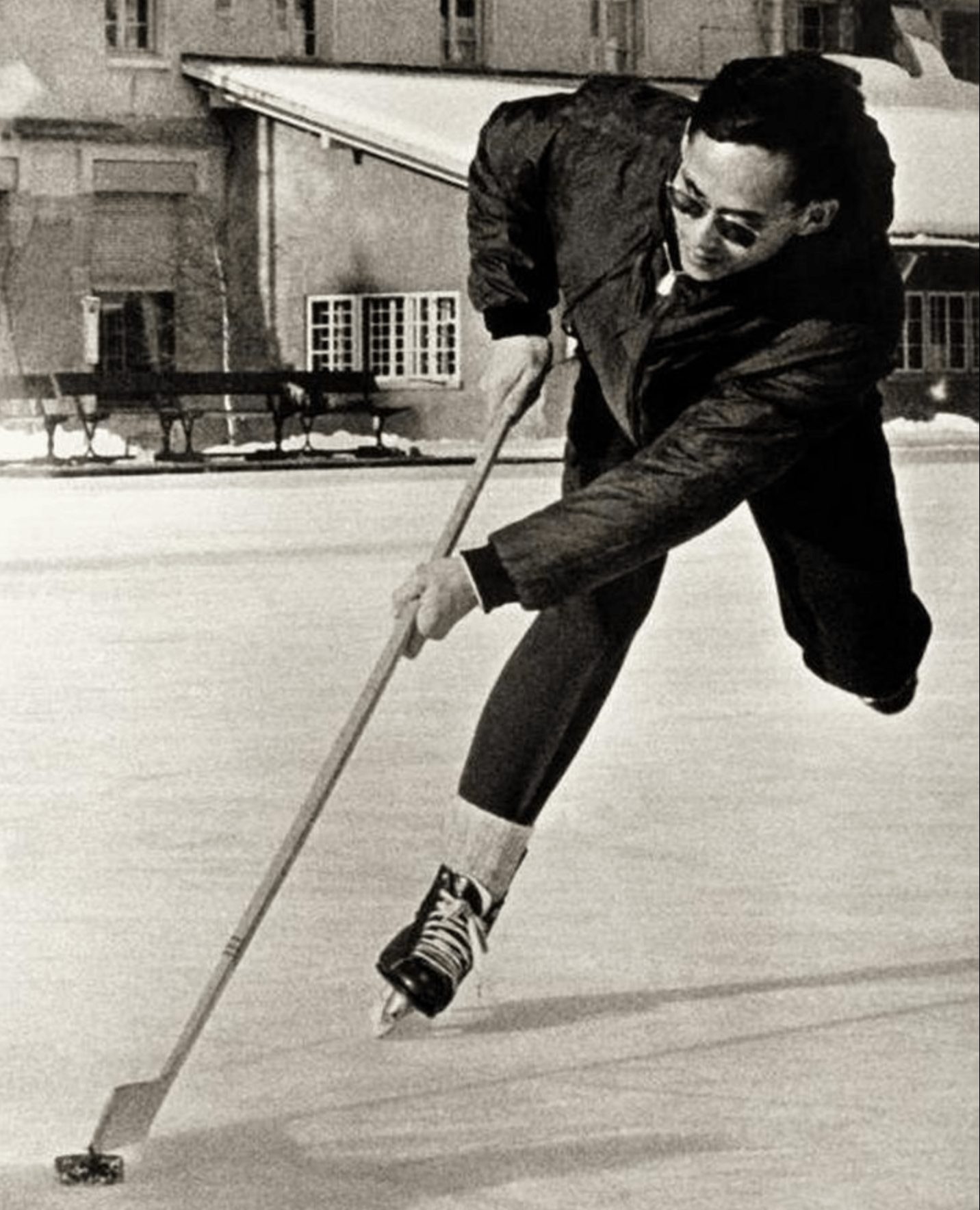 Thai King playing ice hockey 