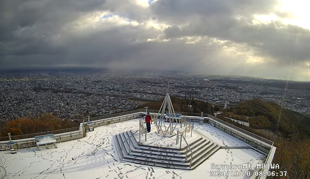 Sapporo, Japan sees the early first snow of the season