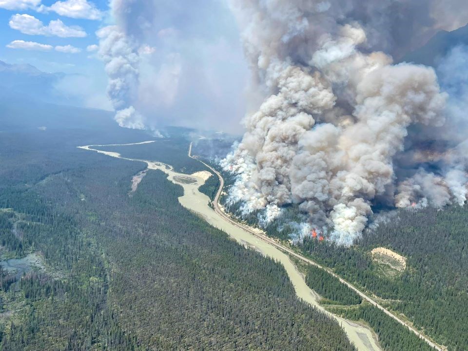 The Jasper Wildfire Complex in August. Photo Credit: Rocky Mountain Outlook