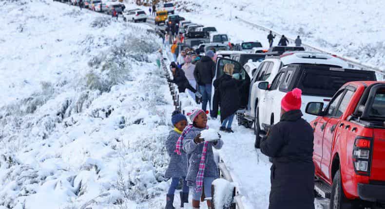 It was the first major November snow that South Africa has seen in 85 years. Credit: X