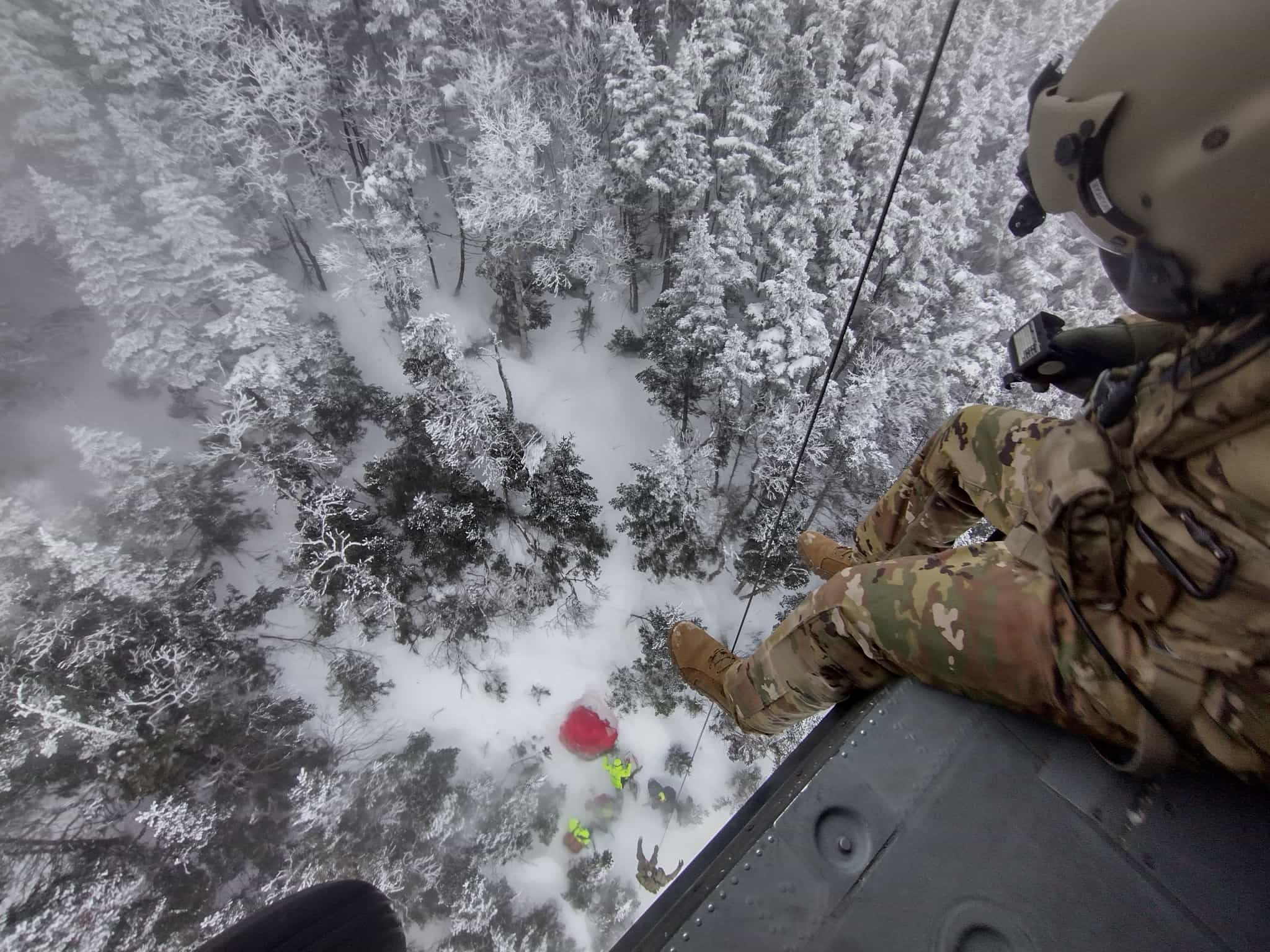 hiker rescued frozen limbs