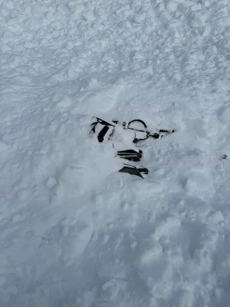 snowmobile buried in utah avalanche