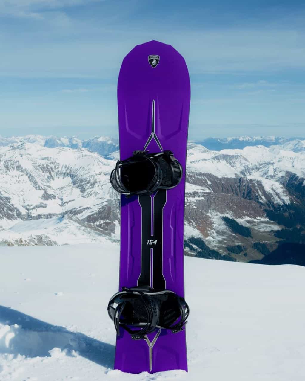 Lamborghini snowboard