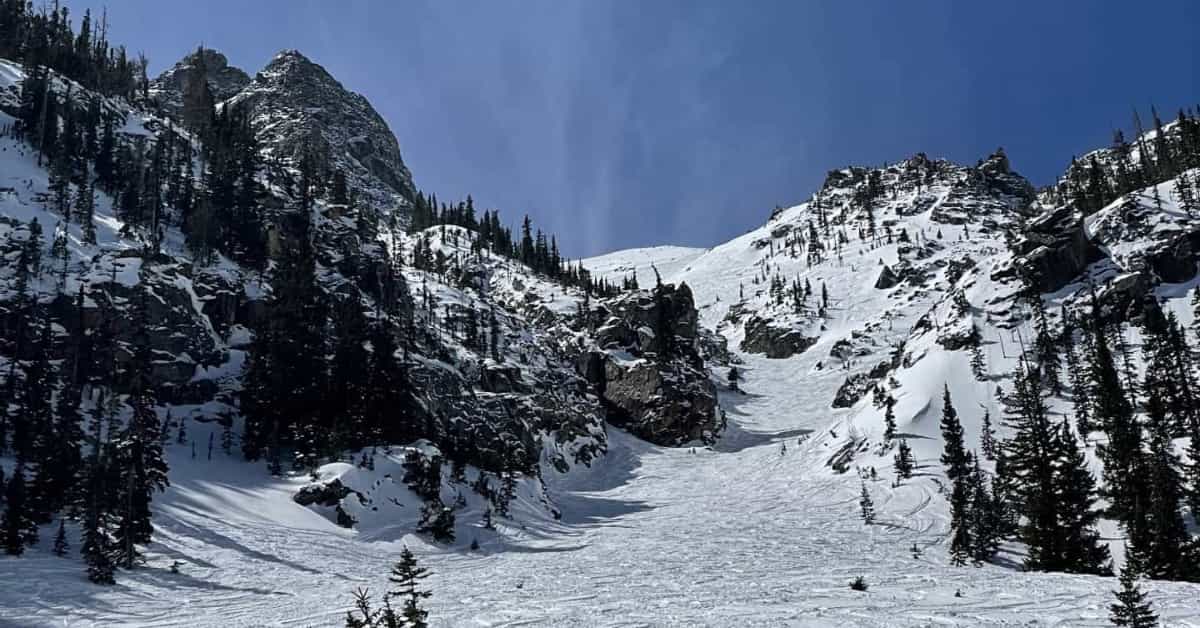 Many skiers enjoyed the couloir this weekend. Photo Credit: SnowBrains