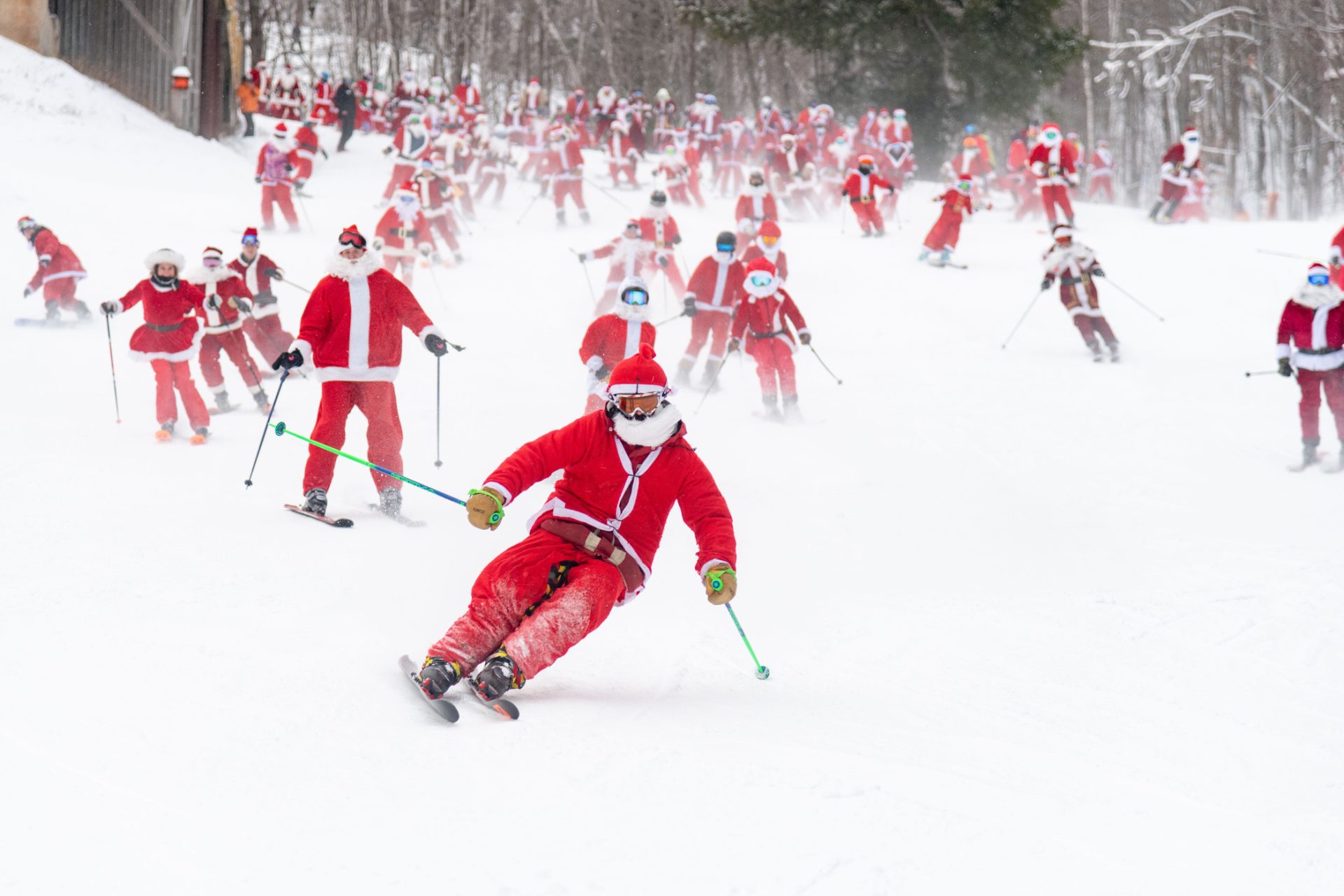 300+ Santas Raise $10,000 at Sunday River, ME, 25th Annual Santa Sunday - SnowBrains