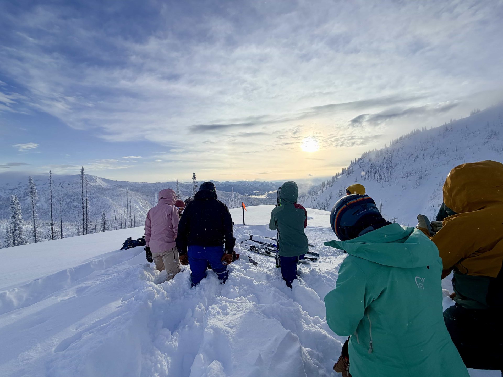 [PHOTO TOUR] Silvertip Lodge Heliski: Luxury Lodge, Deep Powder, and True Isolation - SnowBrains