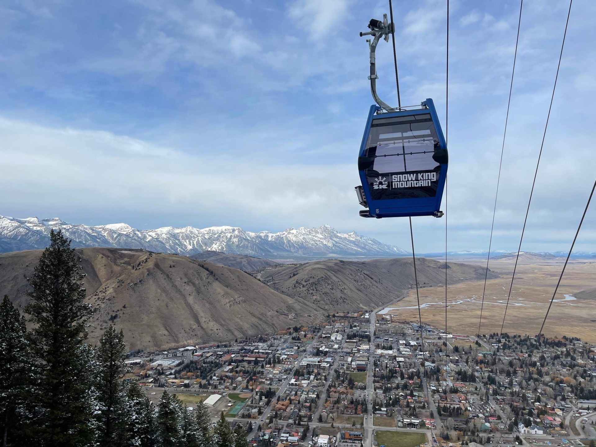 Former Accountant at Snow King Mountain, WY, Accused of Embezzling over $45,000 from Resort