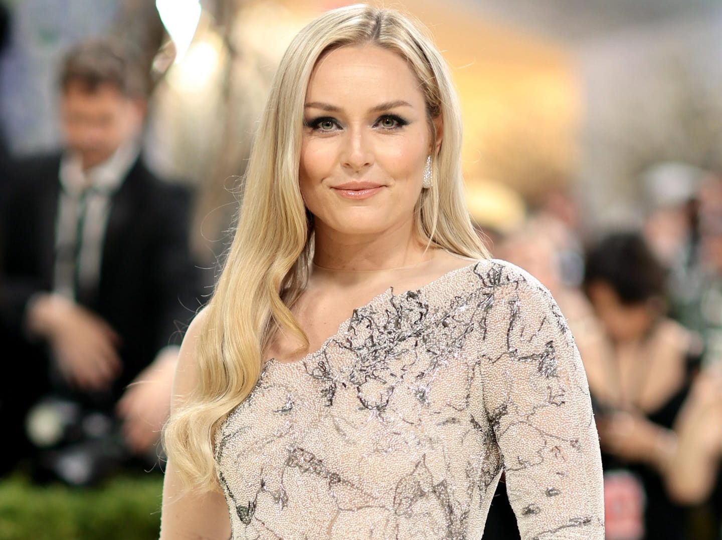 Lindsey Vonn Walks Red Carpet at Met Gala Unassisted